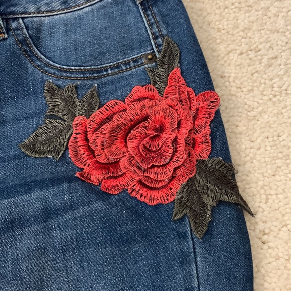 Flower-embroidered ripped Jeans, Size 7 - Picture 3 of 6